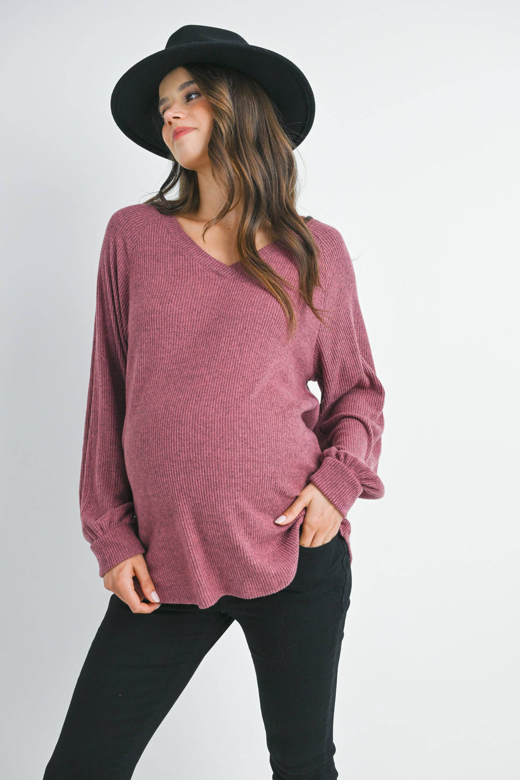 Ribbed V-Neck Long Sleeve Maternity Top (Mauve)