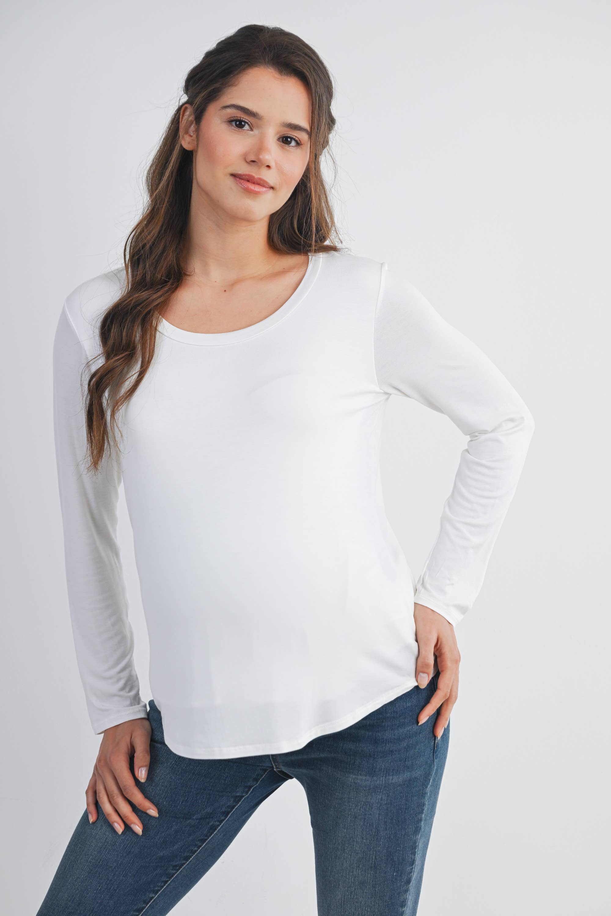 Scoop Neck Long Sleeve Nursing Maternity Soft Stretch Top (Ivory)
