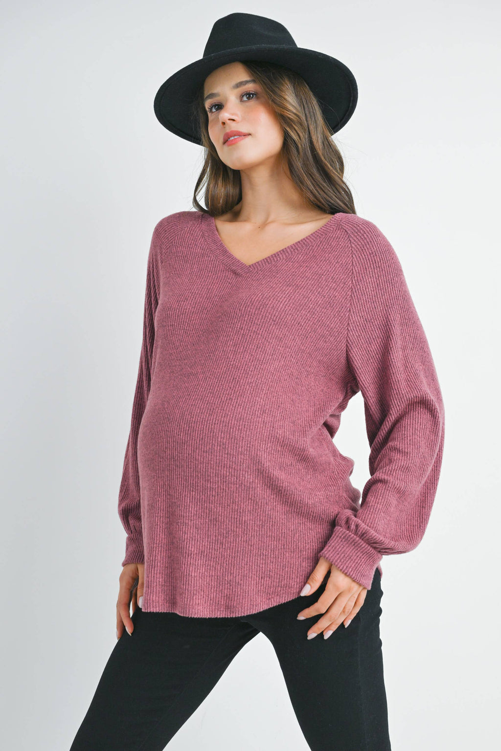 Ribbed V-Neck Long Sleeve Maternity Top (Mauve)