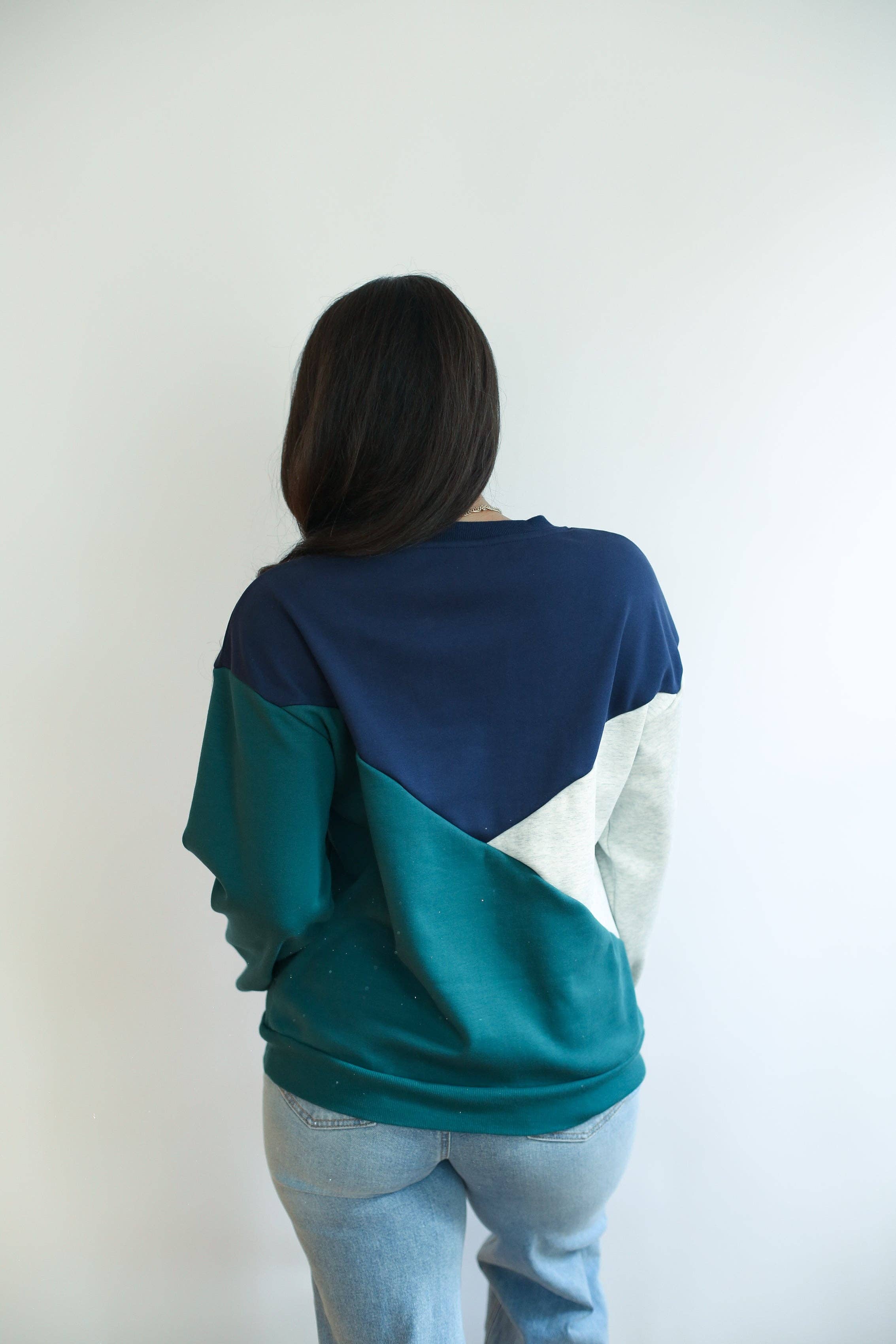 Diagonal Zip Breastfeeding Sweatshirt