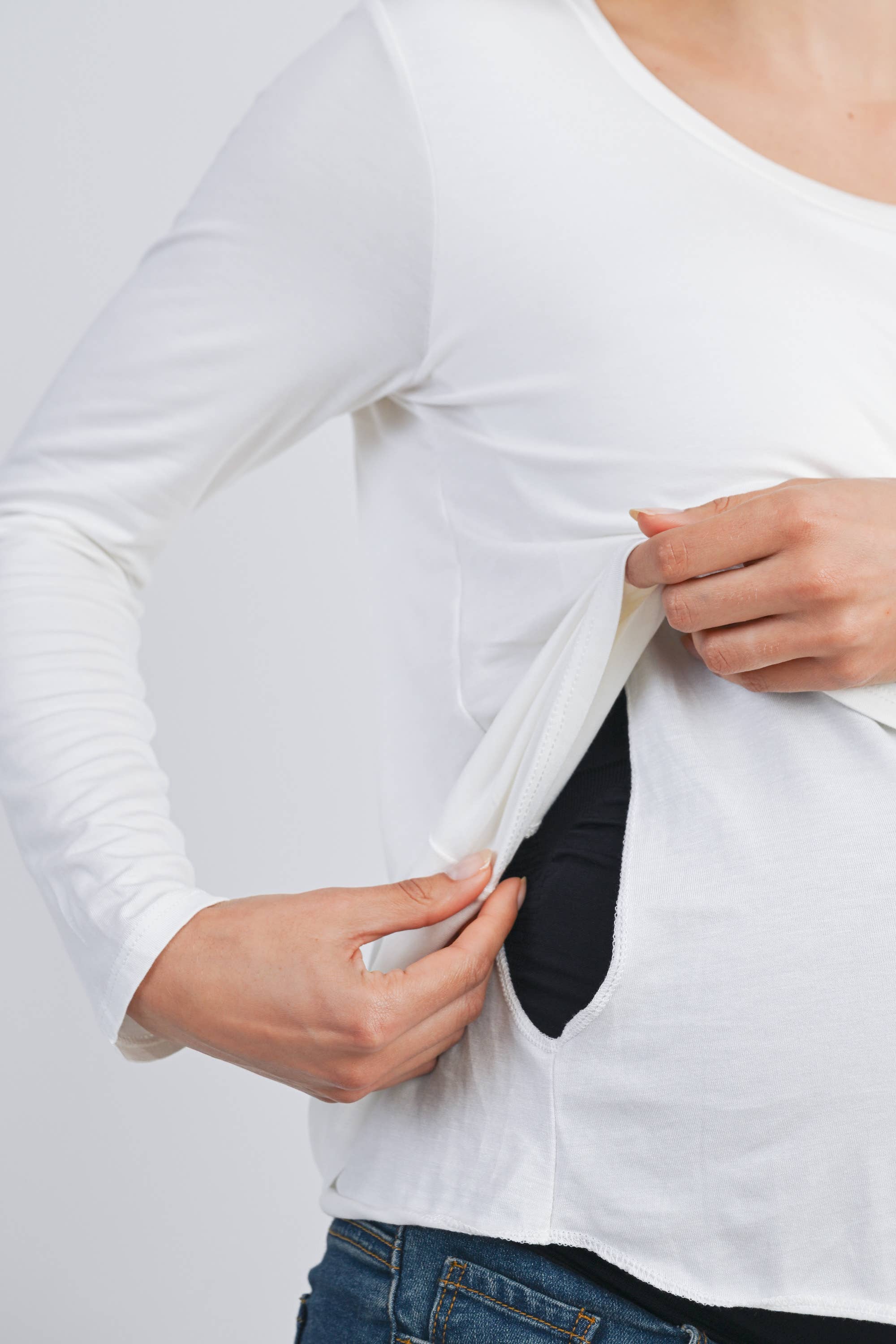 Scoop Neck Long Sleeve Nursing Maternity Soft Stretch Top (Ivory)